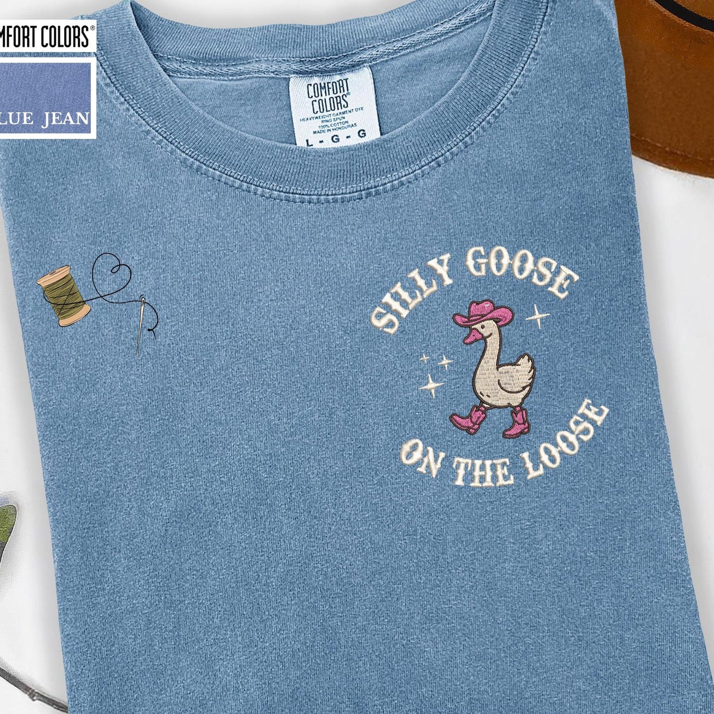 Silly Goose On The Loose T-shirt, Funny Western Cowgirl Tee, Trendy Meme Shirts, Animal T-shirt, Cute Goose Sweatshirt Gifts