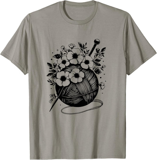 Retro Crafter Mom Graphic design Floral Knitting Yarn Ball
