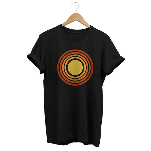 Abstract Sun Graphic Tee: 80s Style Geometric T-Shirt