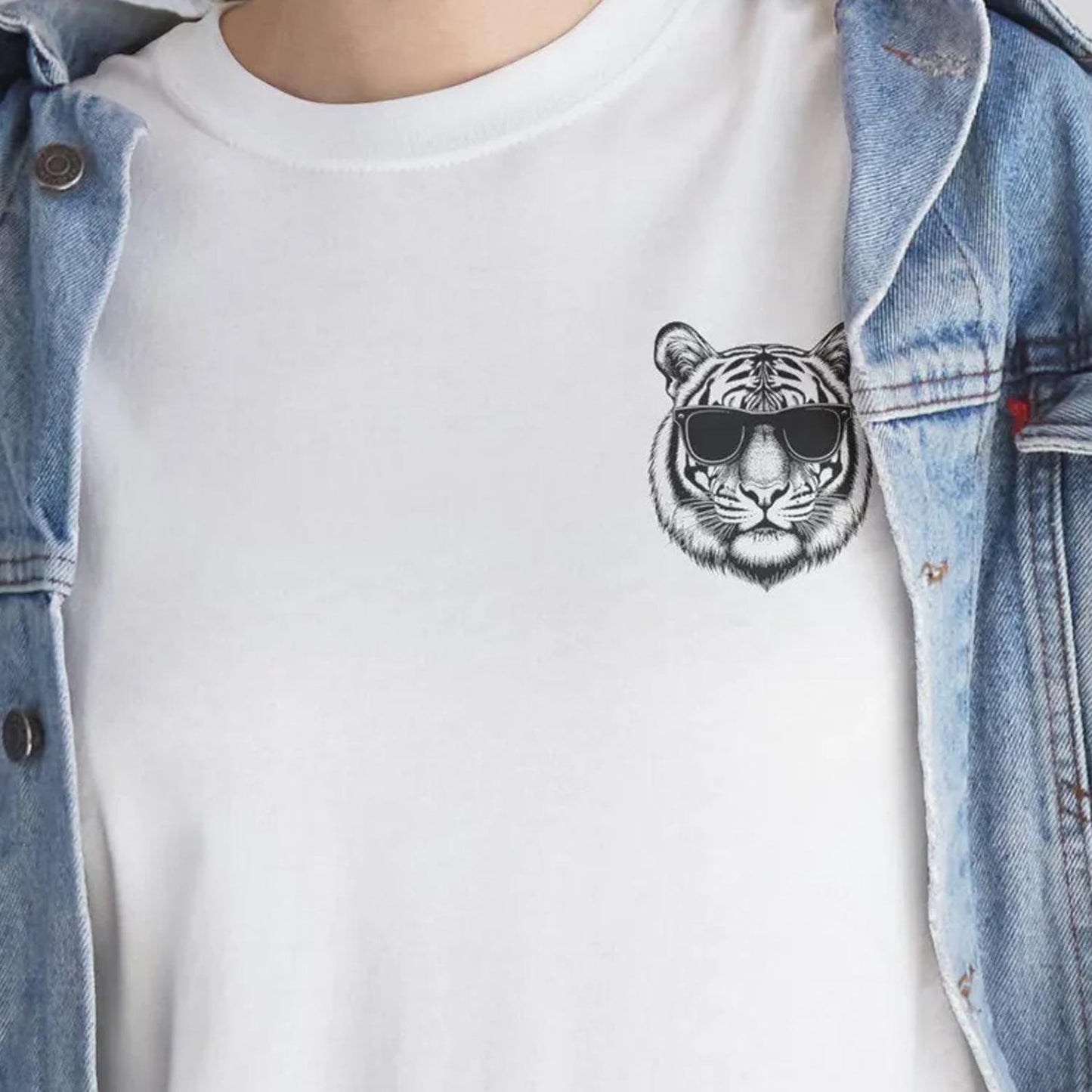 Cool Tiger Face Minimalist T-Shirt, Unisex Graphic Tee, Retro Sunglasses Animal Shirt, Casual White Aesthetic Top