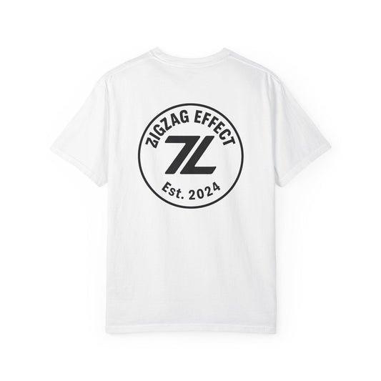 ZigZag Effect Tee | Minimal Streetwear T-Shirt | Logo Chest & Circle Back Print | Unisex Comfort Colors 1717