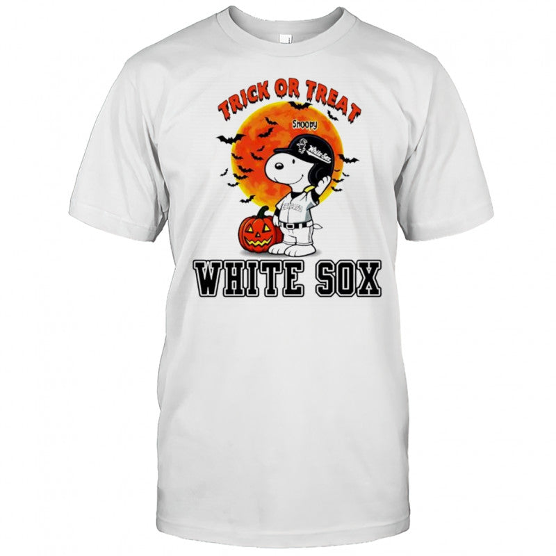 Trick or Treat Chicago White Sox Snoopy Halloween shirt